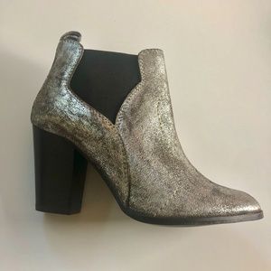 NEW with Box Seychelles Burnished Metallic & Brown Madhouse Booties Size: 7.5